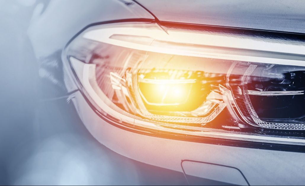 Tudo sobre Carros | Como preparar o carro e conduzir com chuva? | Verificar Luzes